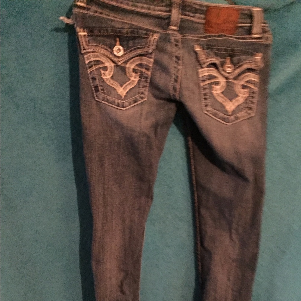 Big star boot cut does have a hole. See in pic